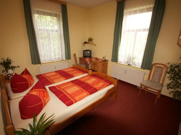 Pension Schmiedeschaenke Dresden Kamer foto